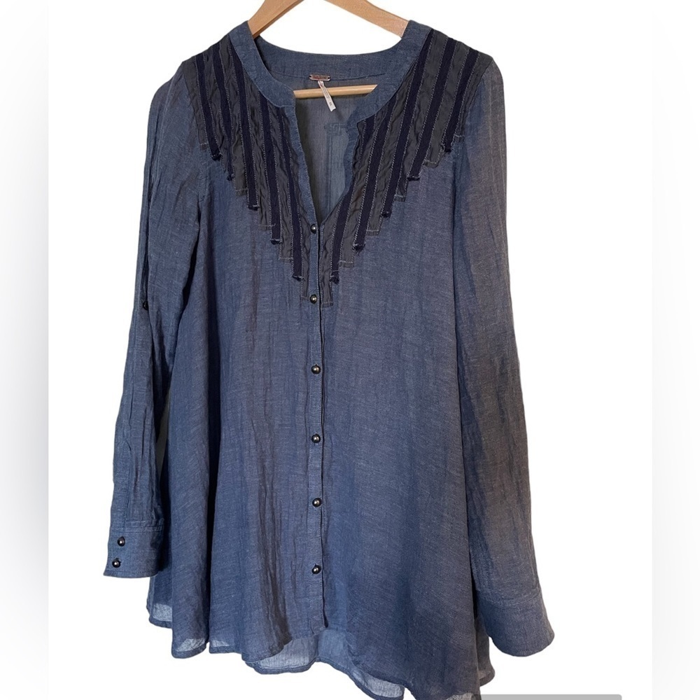 FREE People Long Sleeves Blouse Size M